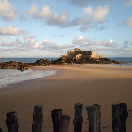Apartment Petit Duplex Atypique +2 Velos Saint-Malo
